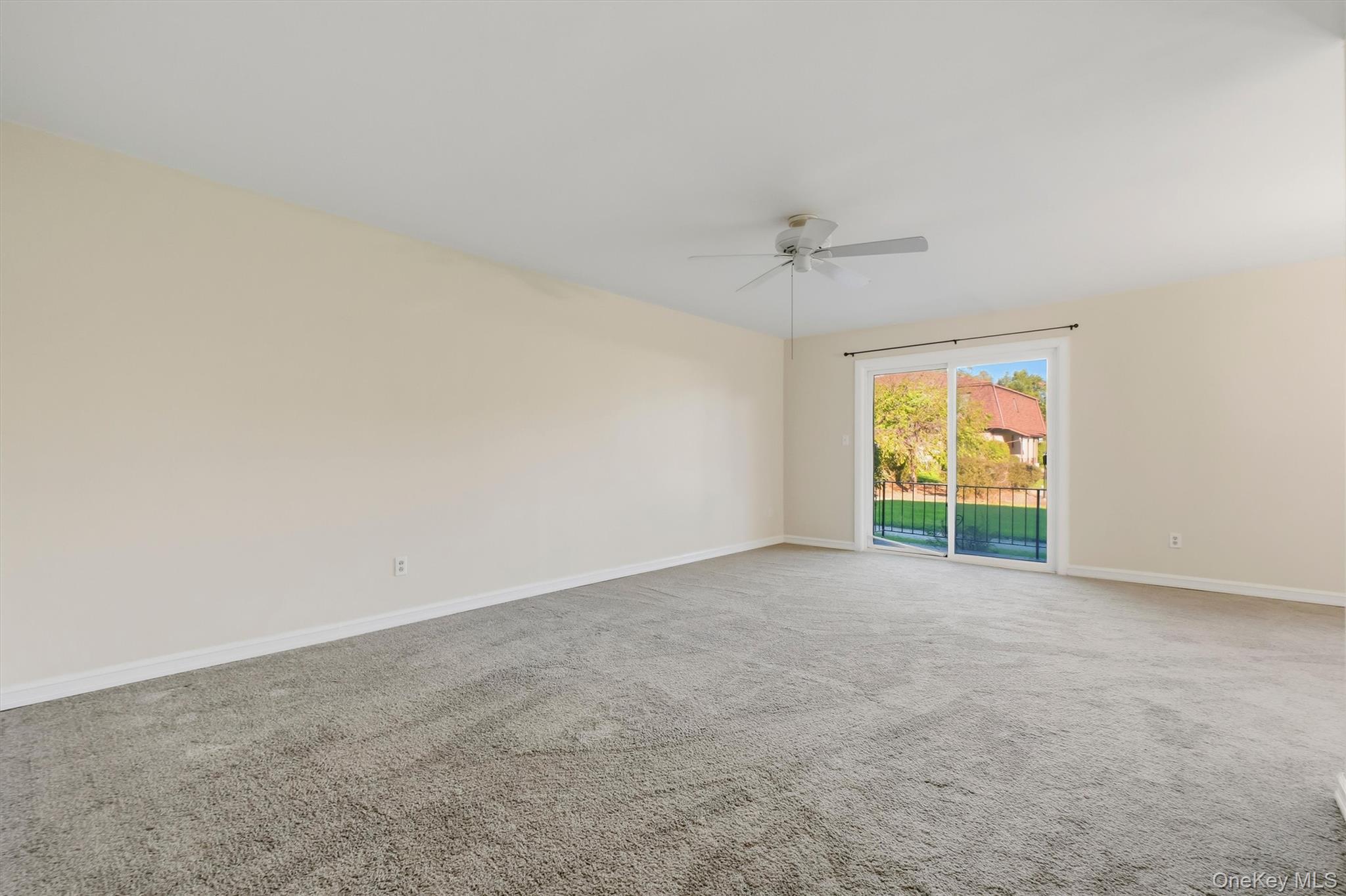 401 Cherry Hill Drive Property Photo 11