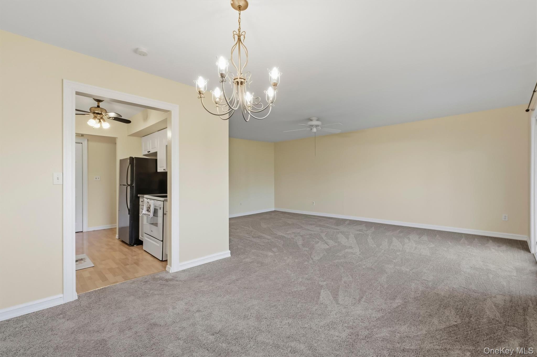 401 Cherry Hill Drive Property Photo 13