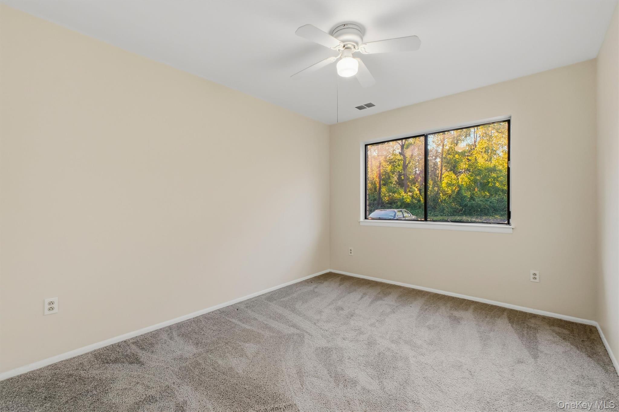 401 Cherry Hill Drive Property Photo 19
