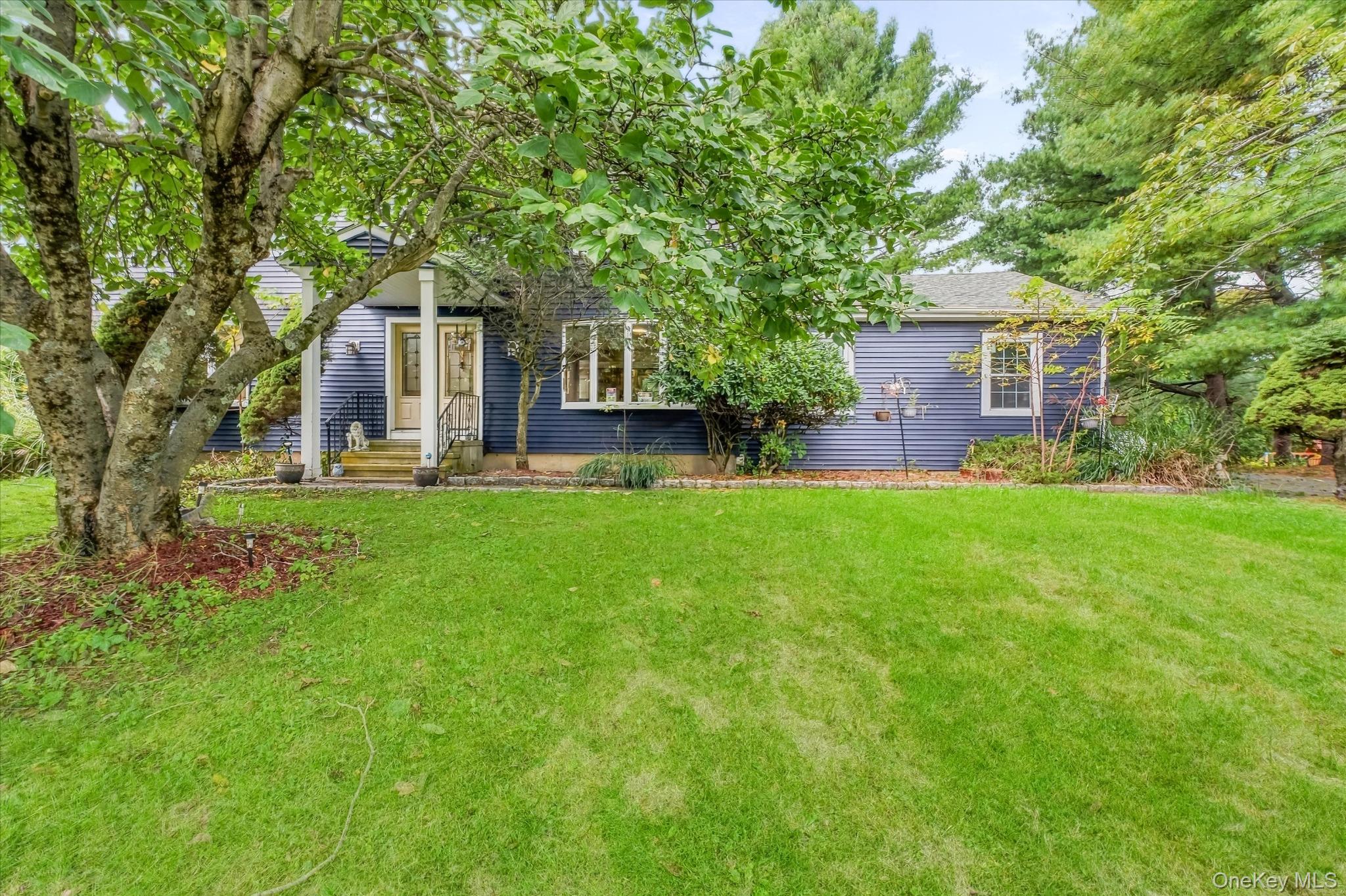 84 Stowe Drive Property Photo 1