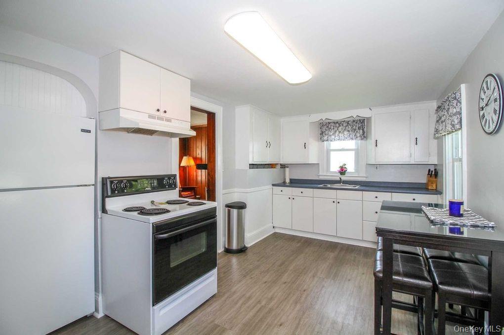 10 Park Street Property Photo 12