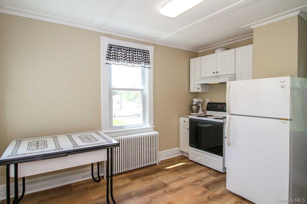 10 Park Street Property Photo 19