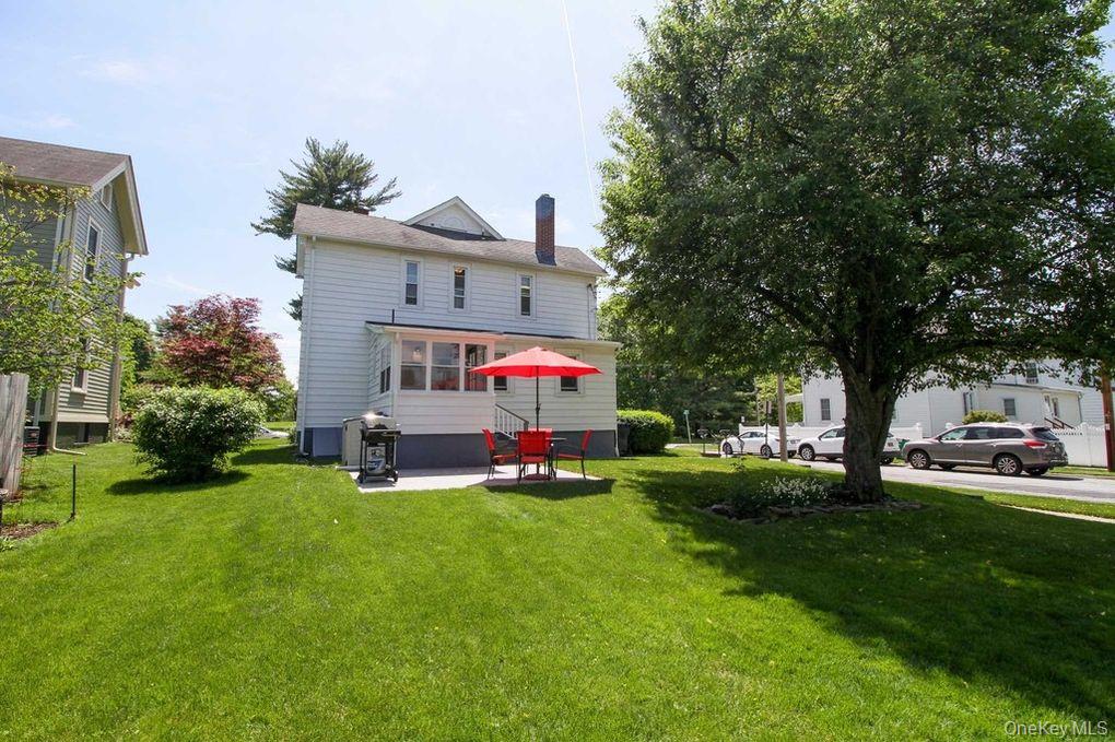 10 Park Street Property Photo 28