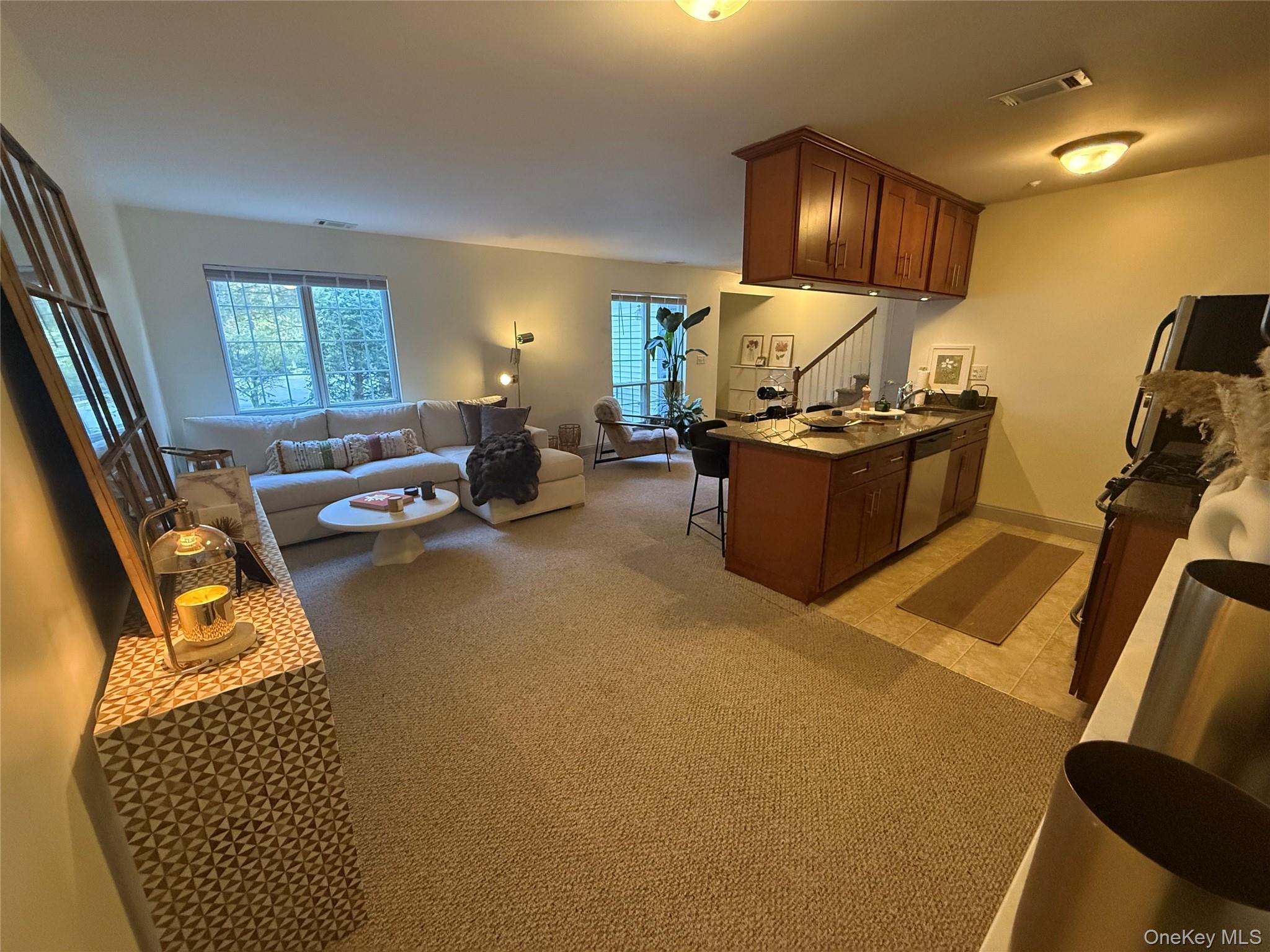 30 Homestead Vil Drive Property Photo 12