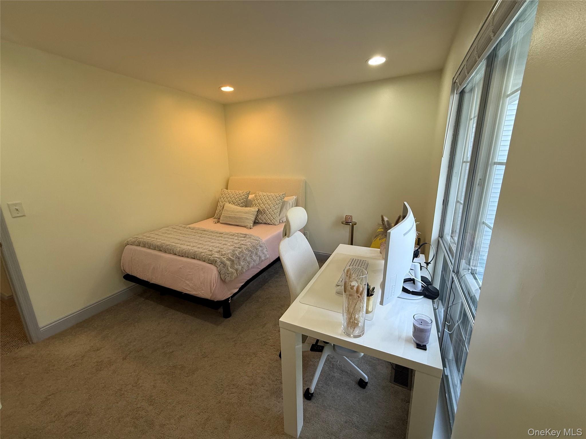 30 Homestead Vil Drive Property Photo 18