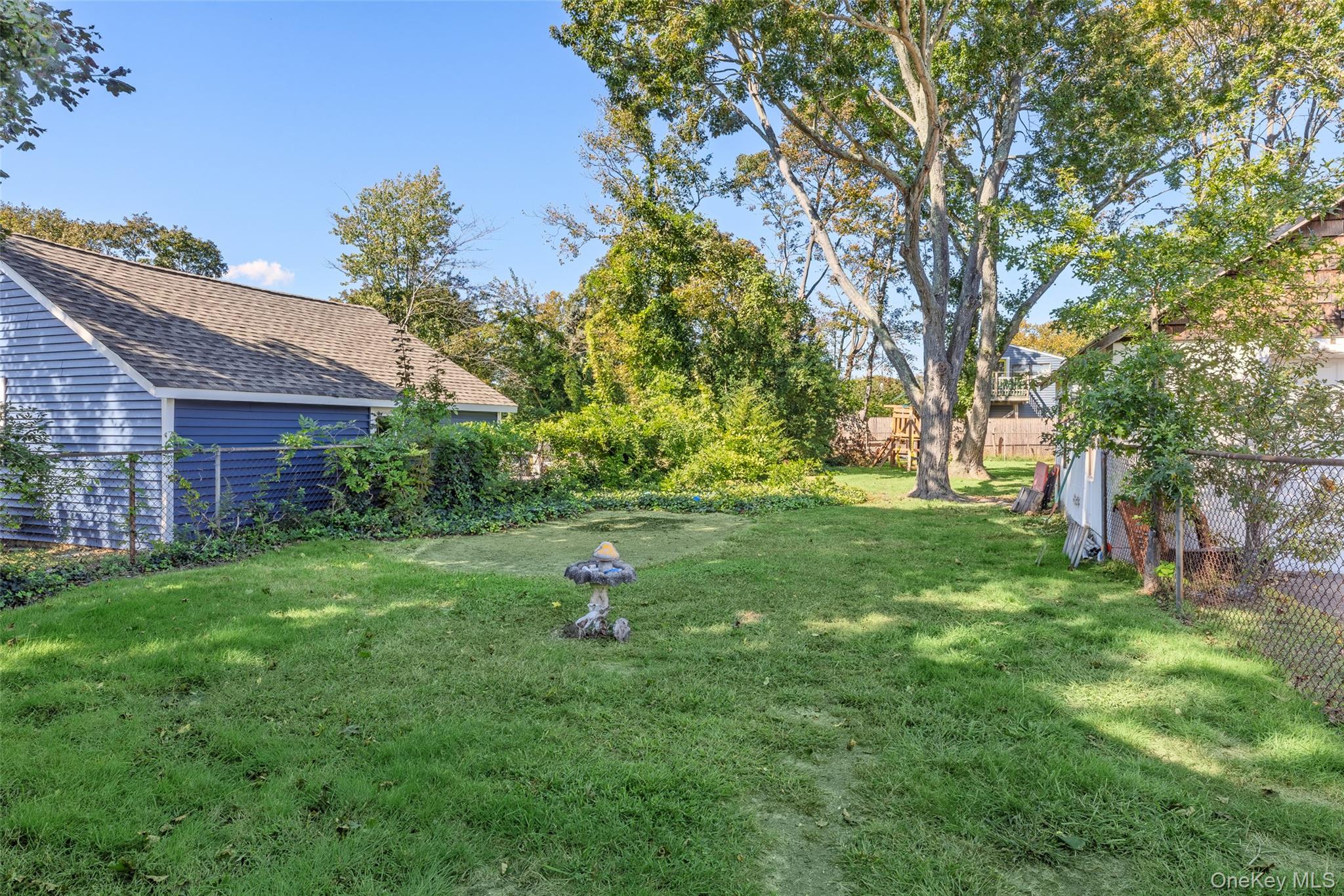 373 Oak Street Property Photo 31