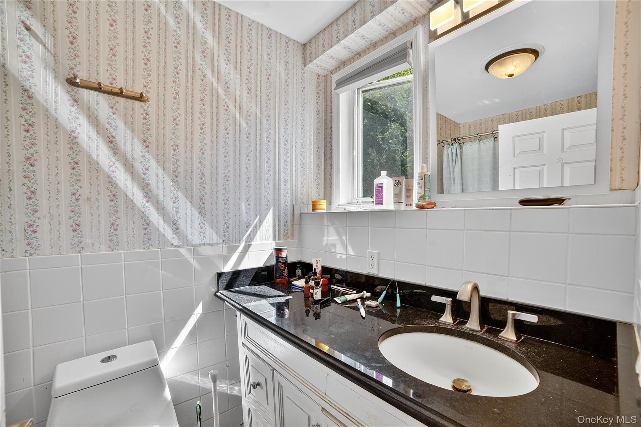 986 Cliff Avenue Property Photo 33