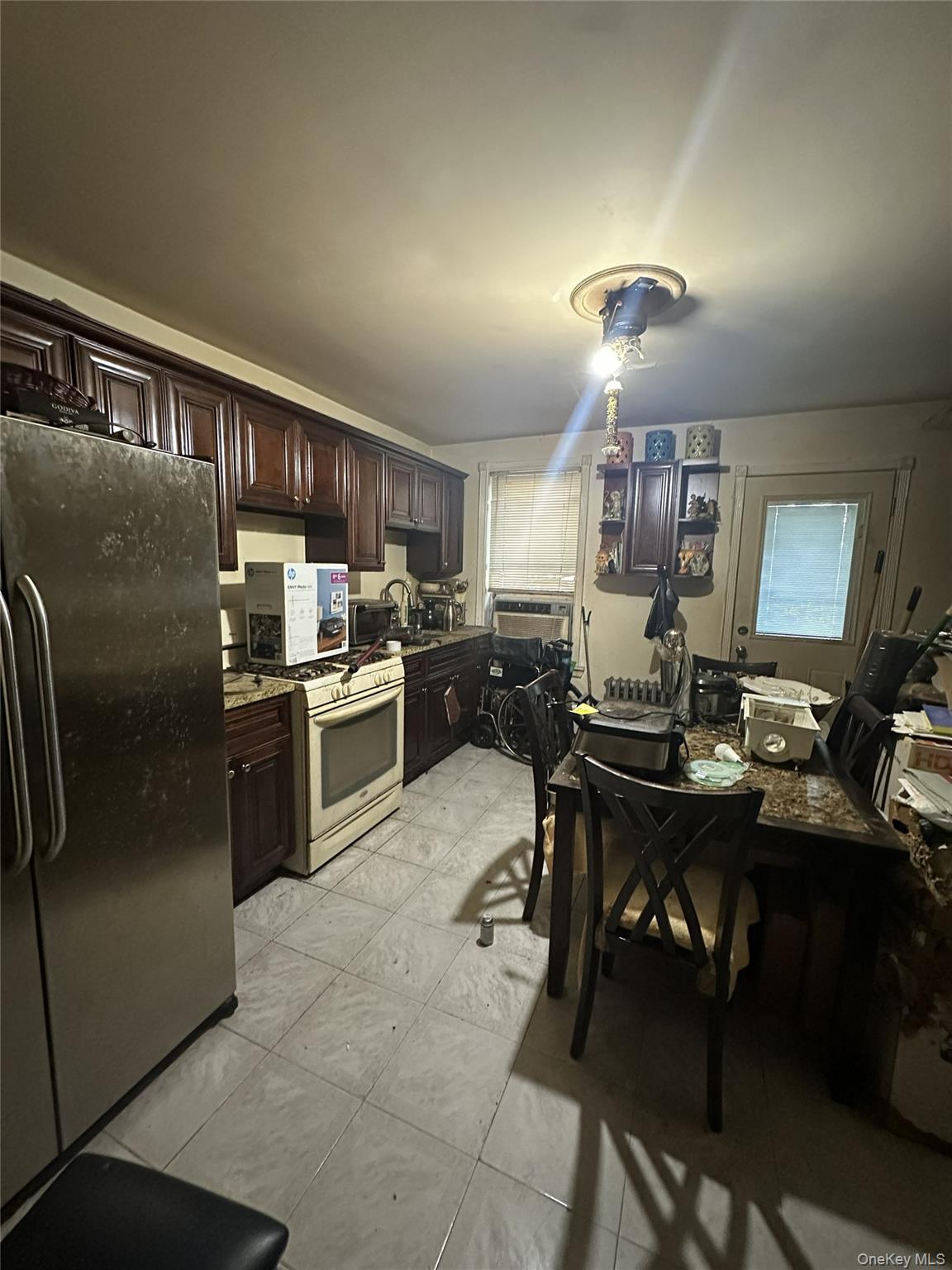 345 57th Street Property Photo 5