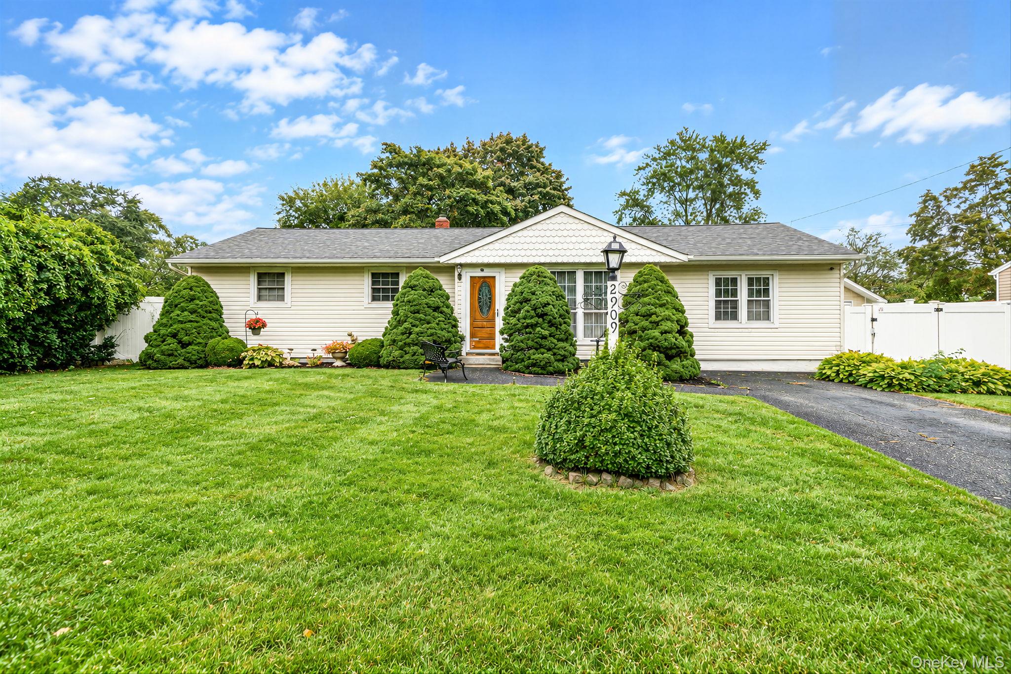 2909 Connecticut Avenue Property Photo 1