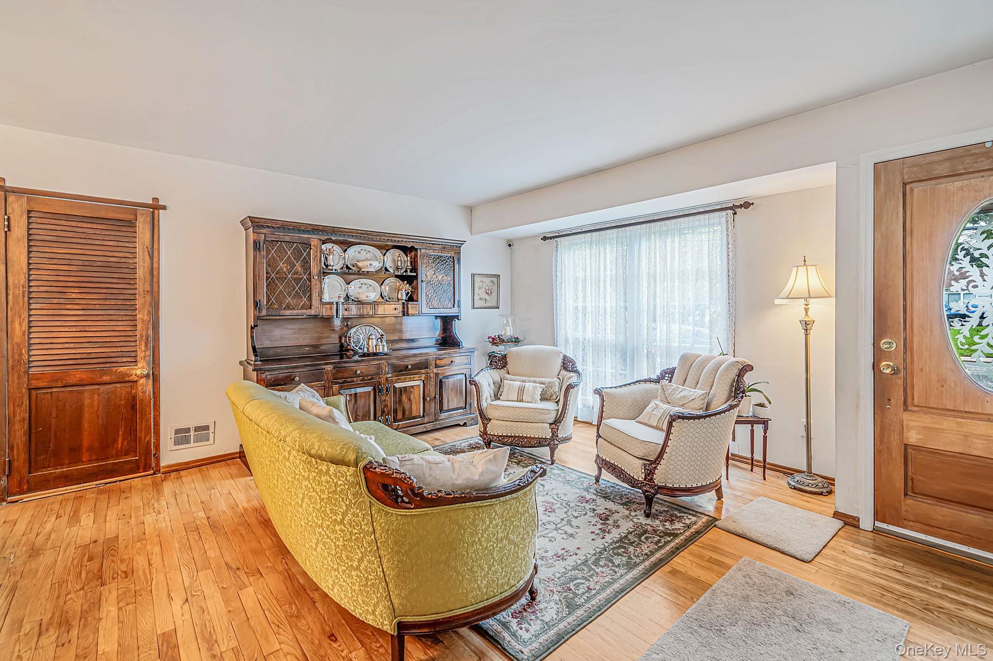 2909 Connecticut Avenue Property Photo 5