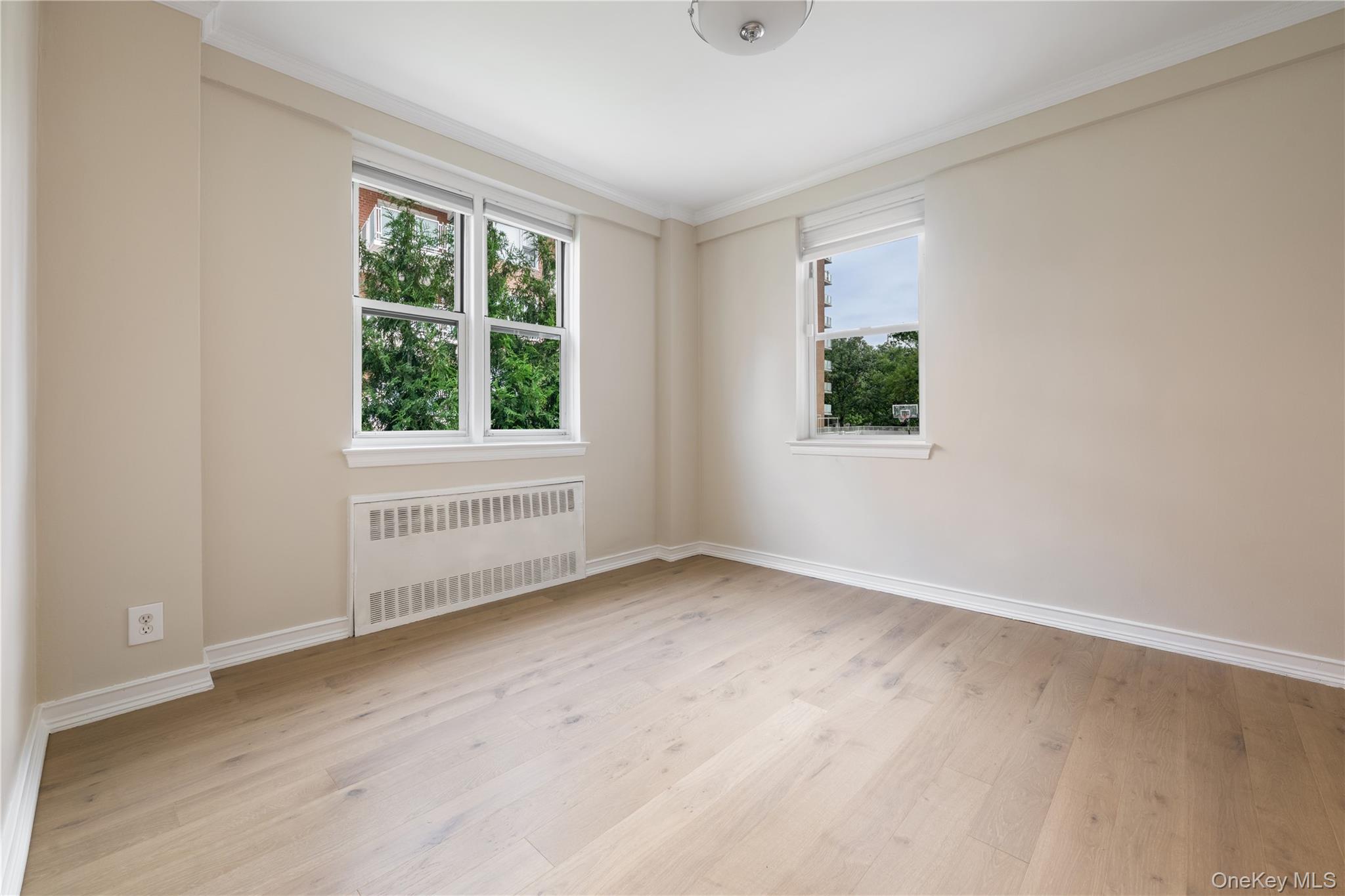 3725 Henry Hudson Parkway 2h Property Photo 7