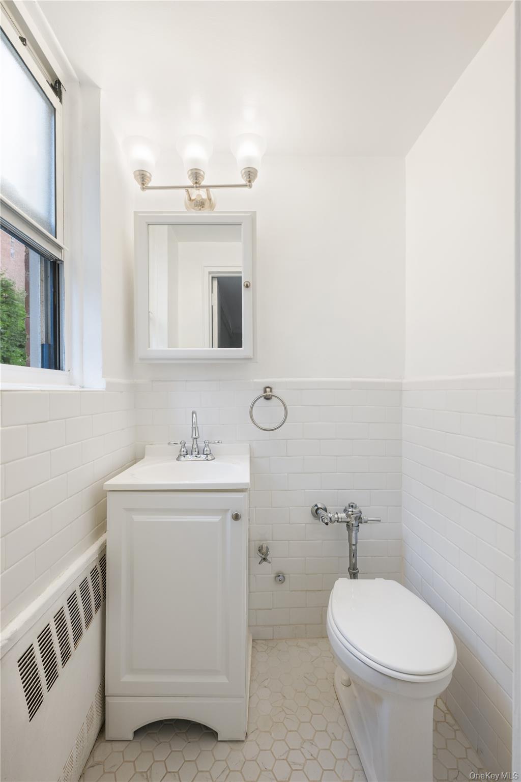 3725 Henry Hudson Parkway 2h Property Photo 8