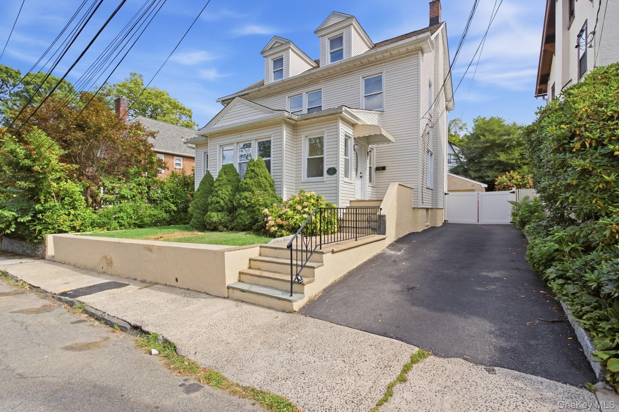 10 Lattin Drive Property Photo 2