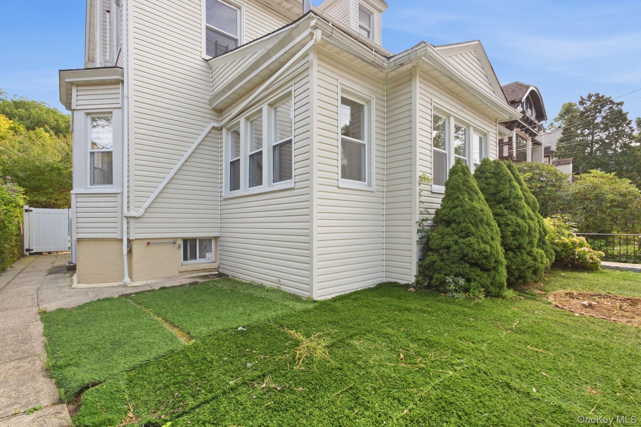 10 Lattin Drive Property Photo 3