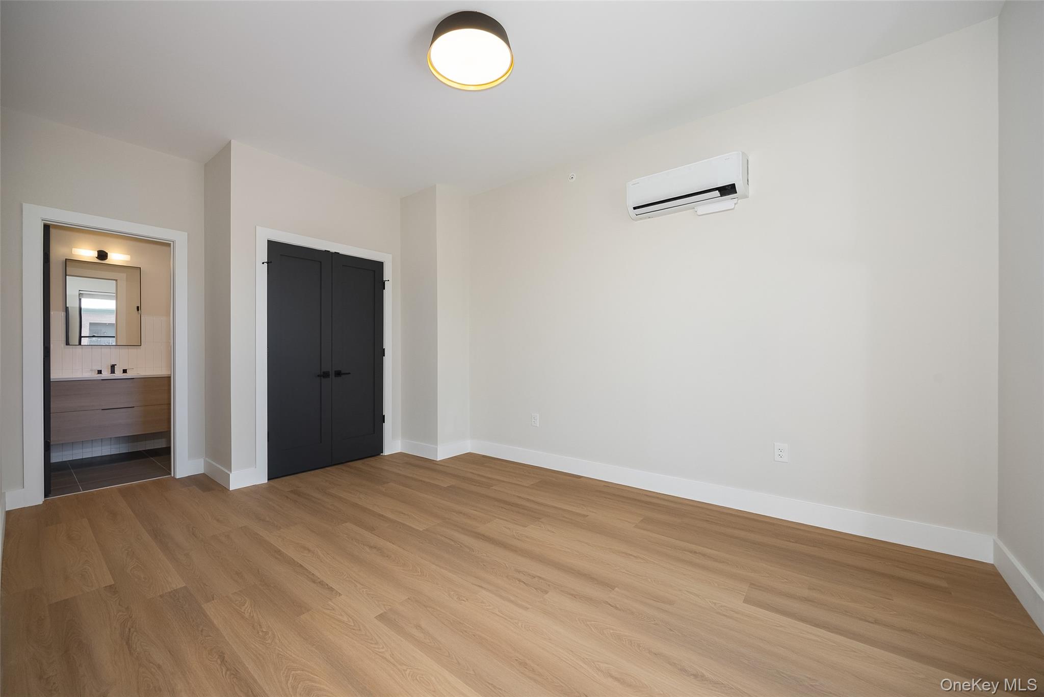 364 Main Street 310 Property Photo 5