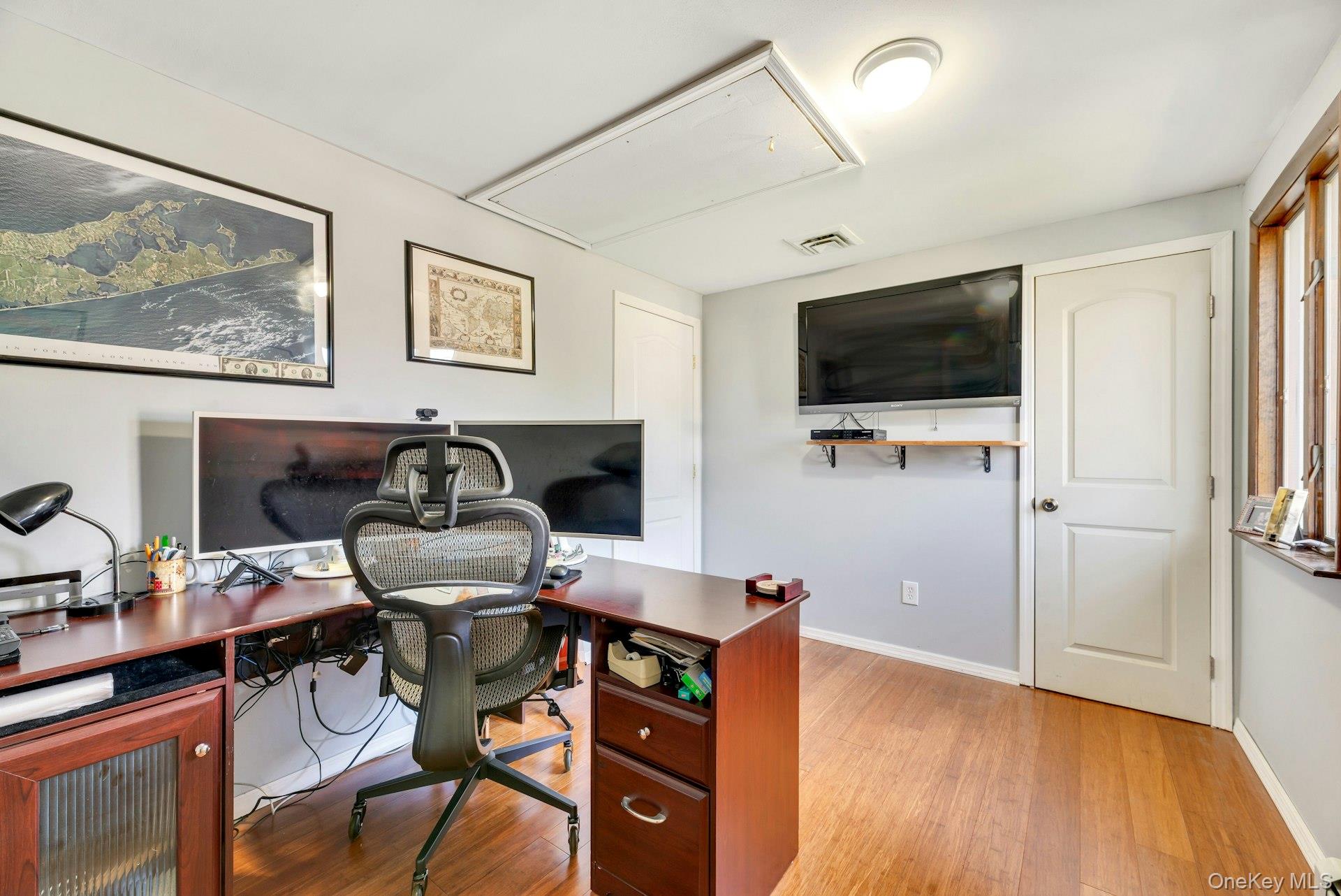 16 Hilltop Lane Property Photo 13