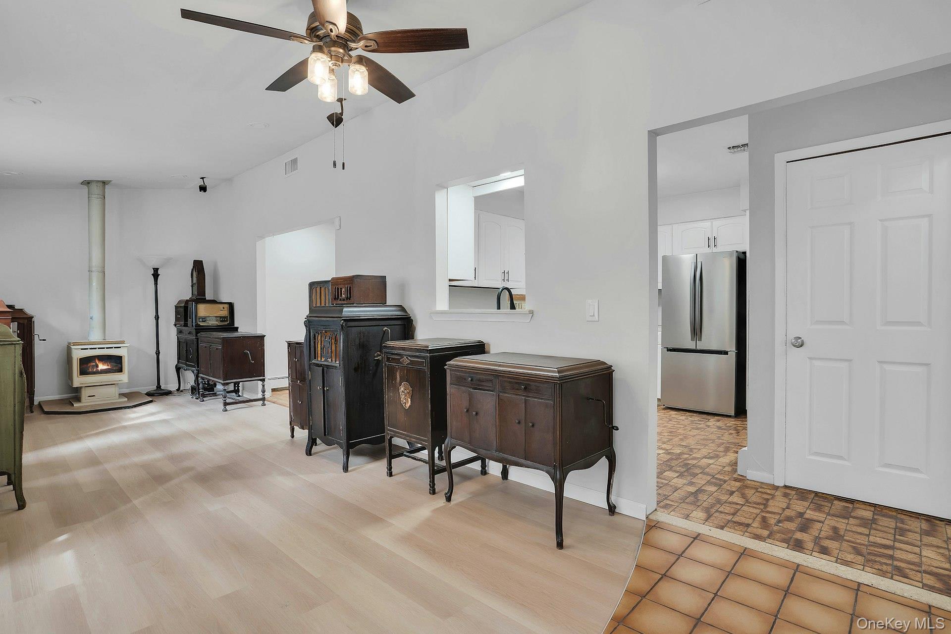 26 Williams Avenue Property Photo 21