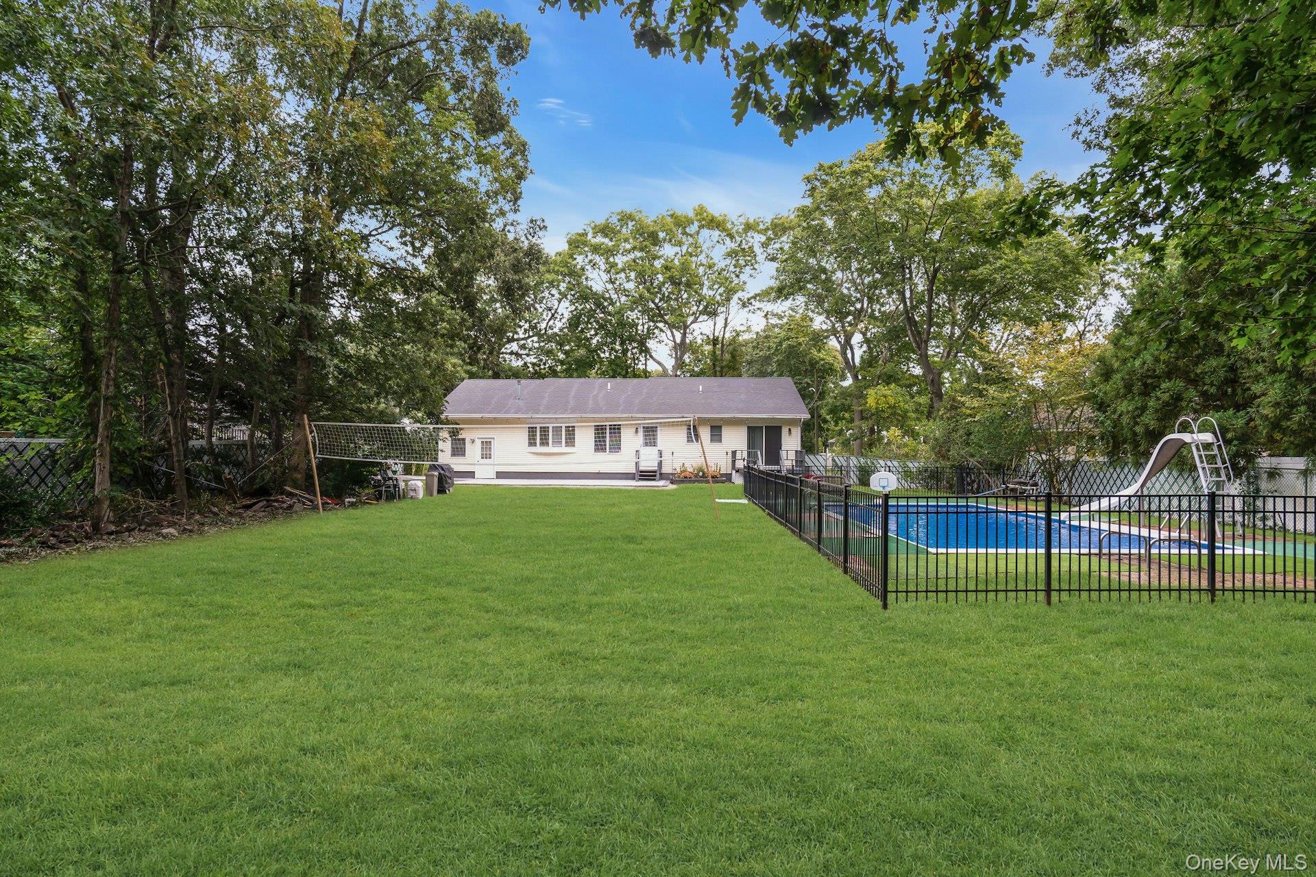 26 Williams Avenue Property Photo 46