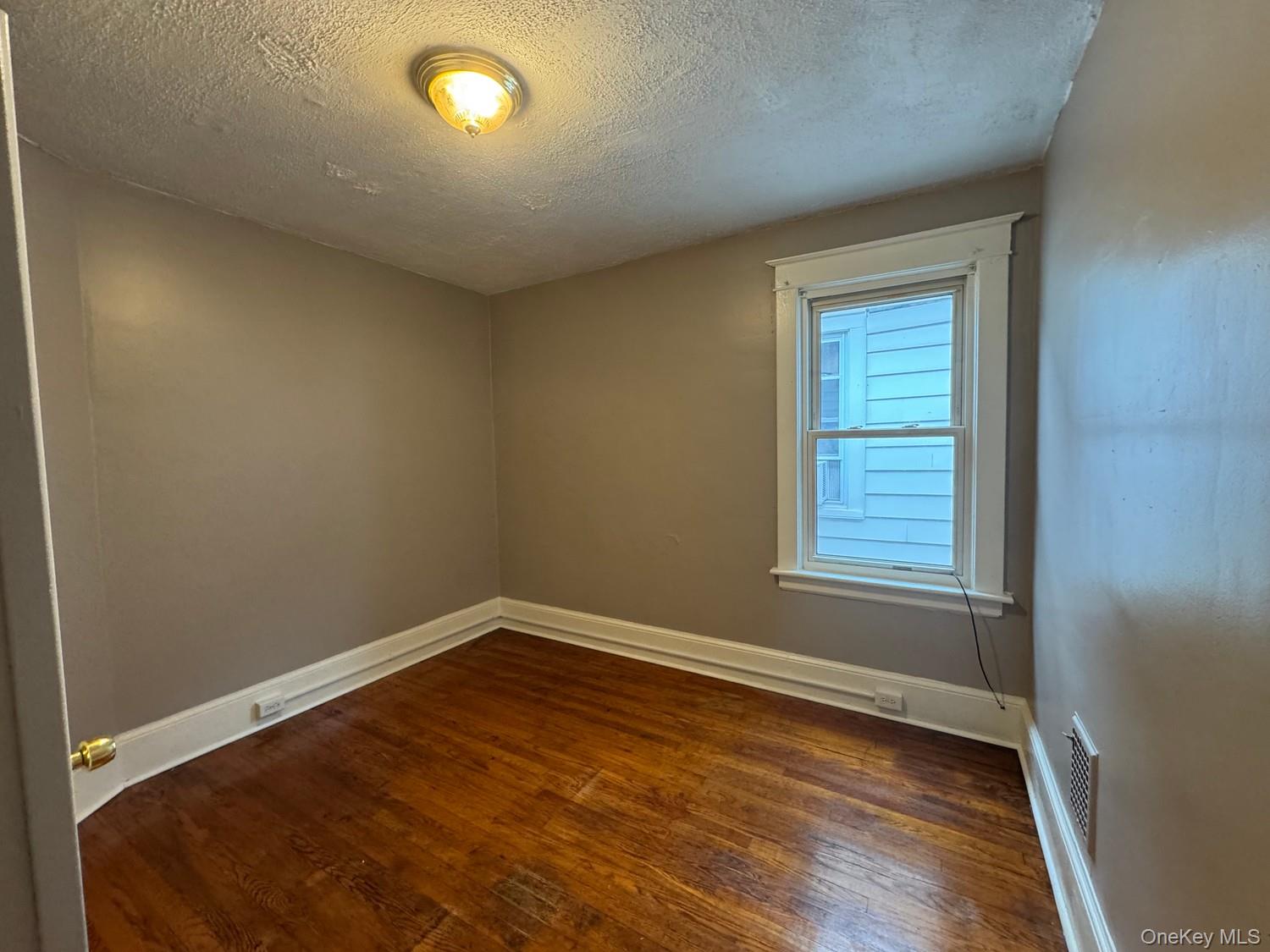34 Franklin Street Property Photo 8