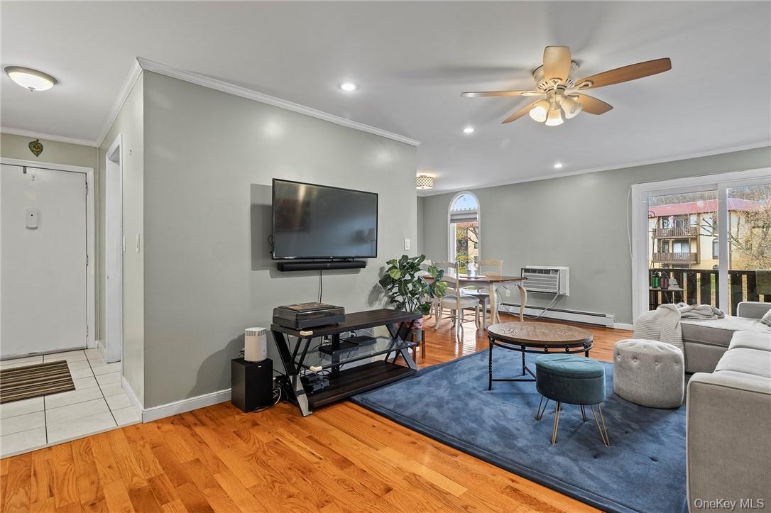 1 Granada Crescent 4 Property Photo 1