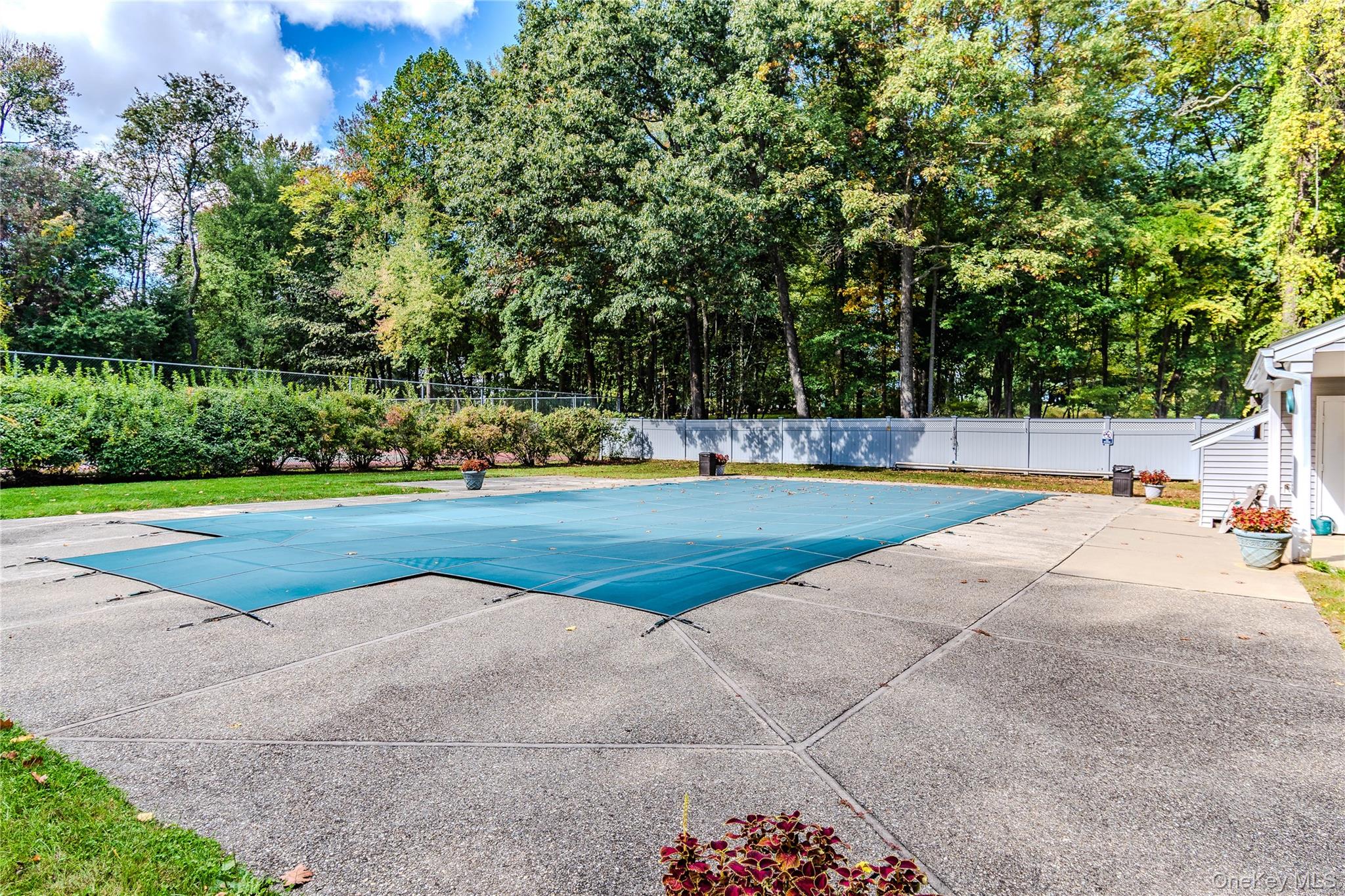 82 Cornwall Circle Property Photo 31