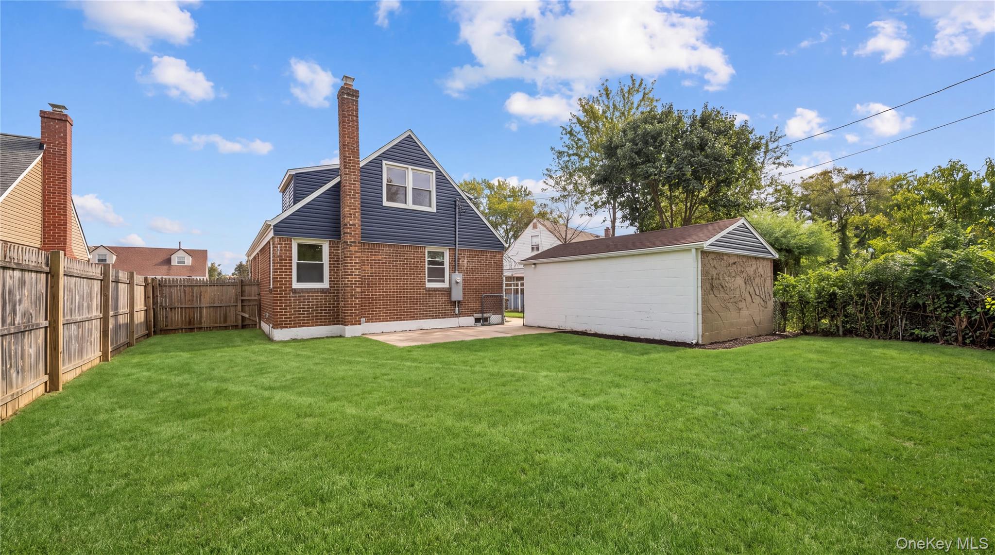 1977 Jackson Avenue Property Photo 27