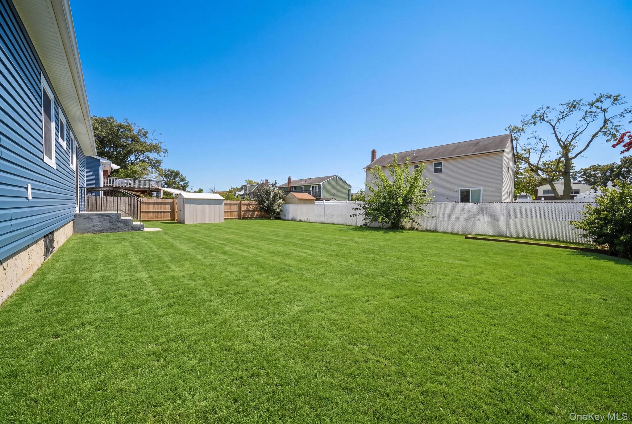 14 Holt Street Property Photo 5