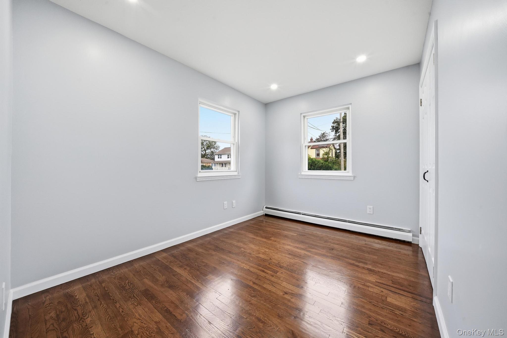 14 Holt Street Property Photo 10