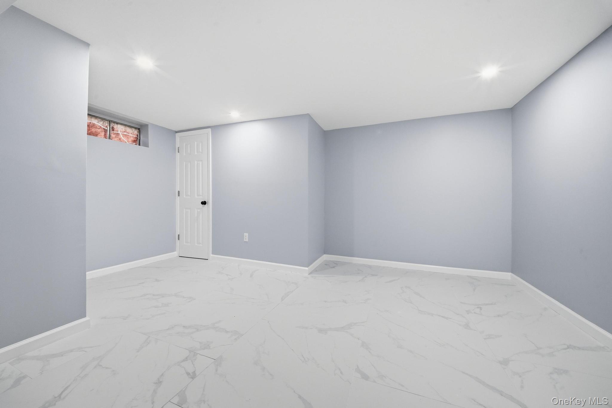 14 Holt Street Property Photo 14