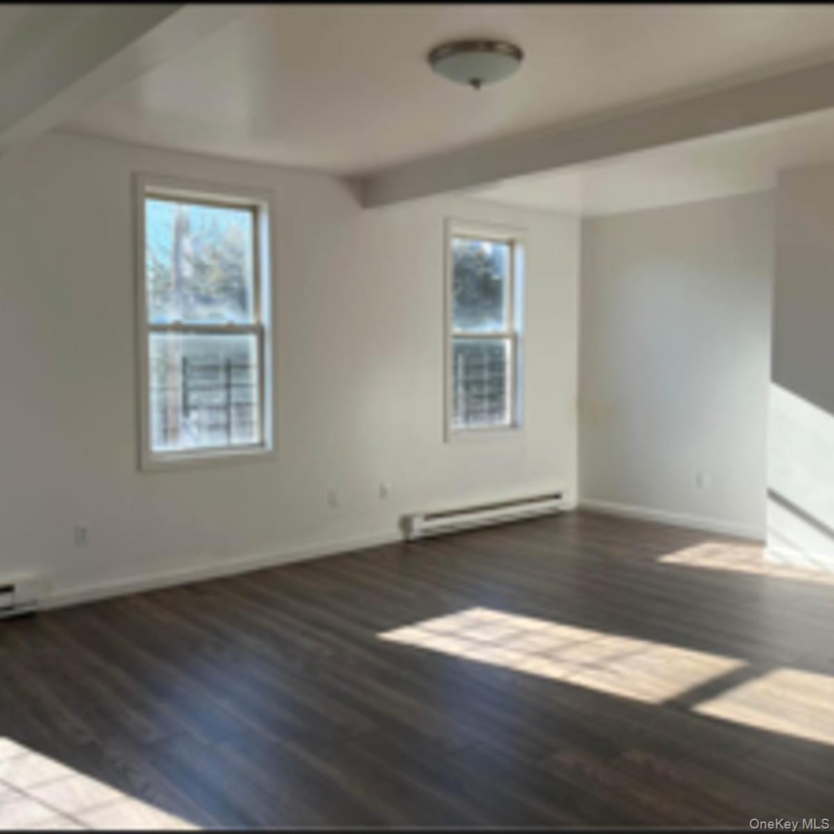 92 Ball Street Property Photo 11