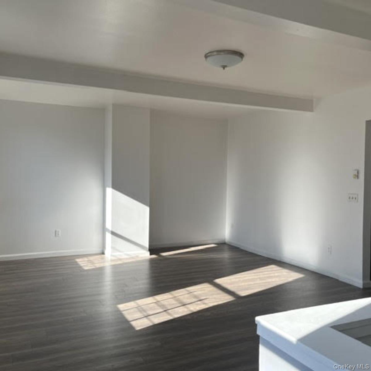 92 Ball Street Property Photo 18