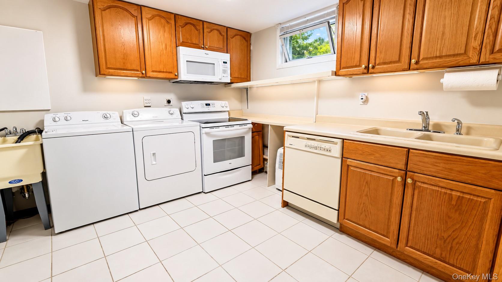 476 Hilltop Road Property Photo 36