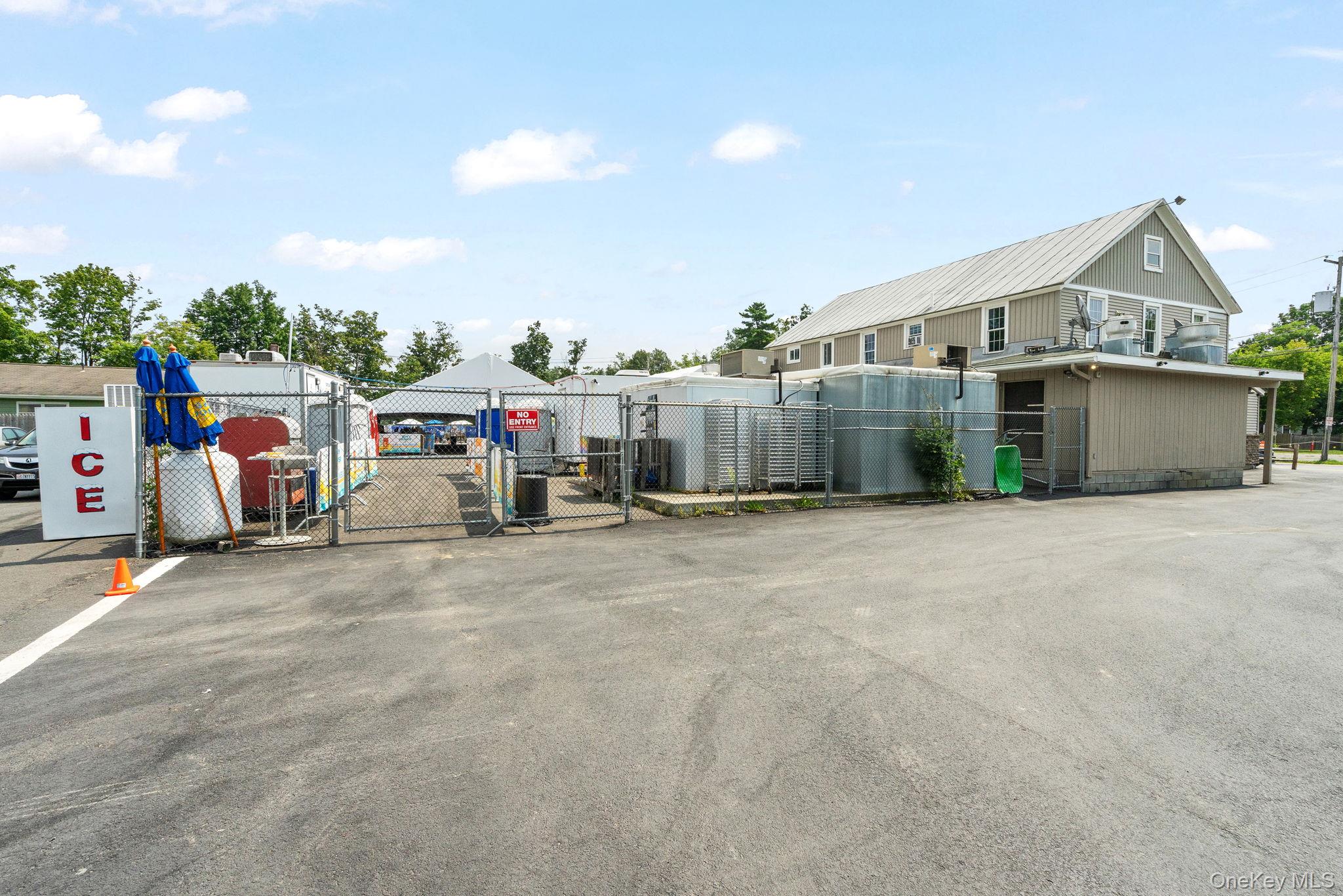 9 Gridley Street Property Photo 29