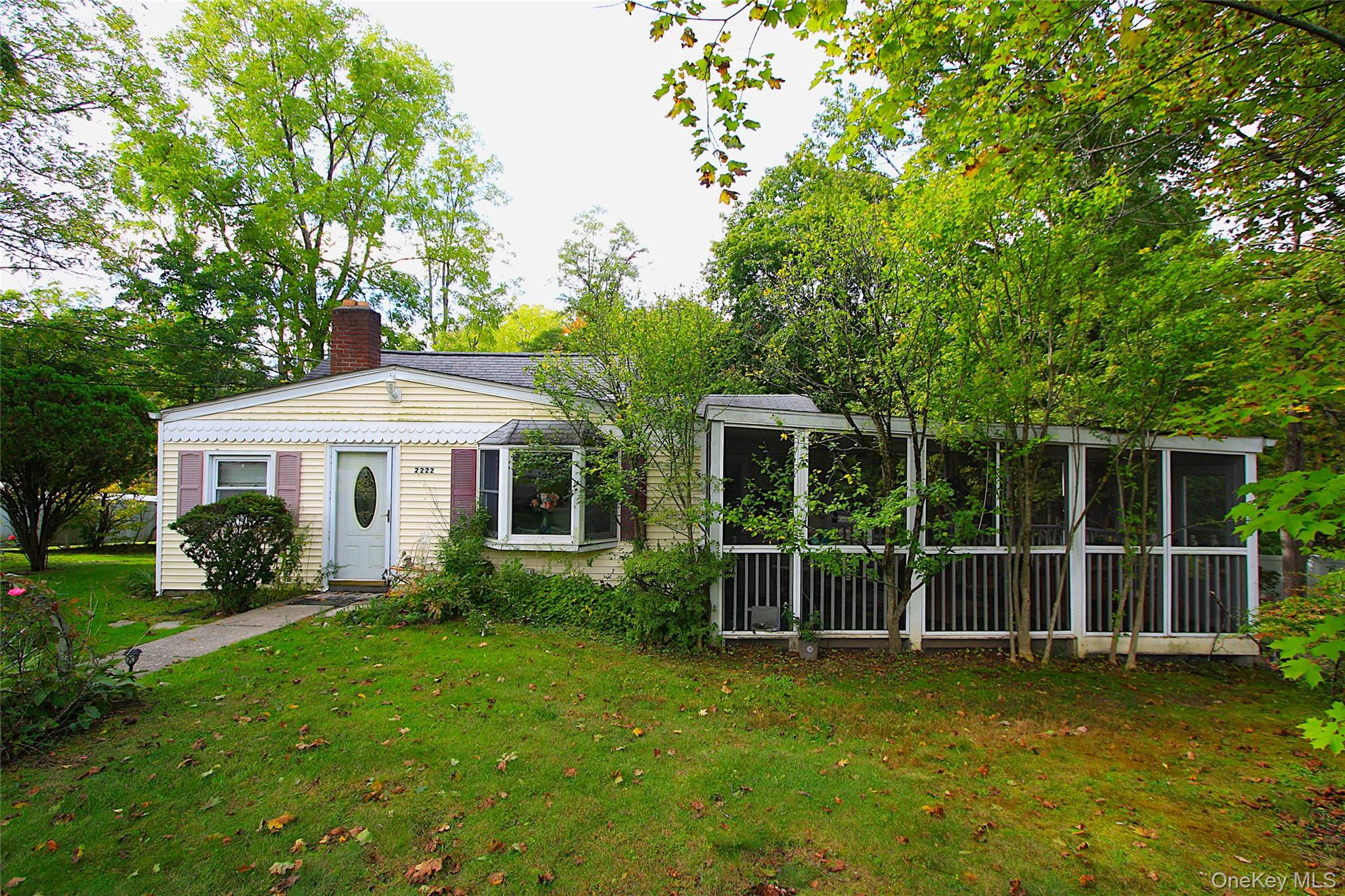 2222 Crompond Road Property Photo 3