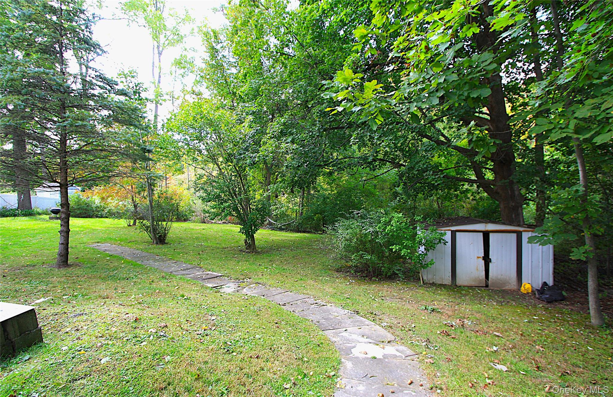 2222 Crompond Road Property Photo 7