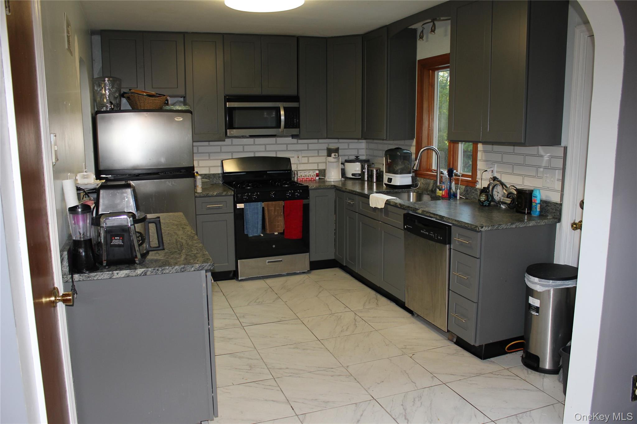 43 Laffin Lane Property Photo 6