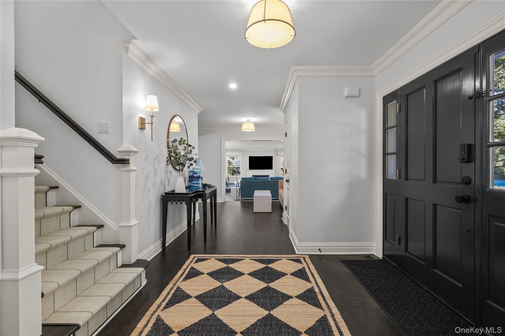 238 Pondfield Road Property Photo 4