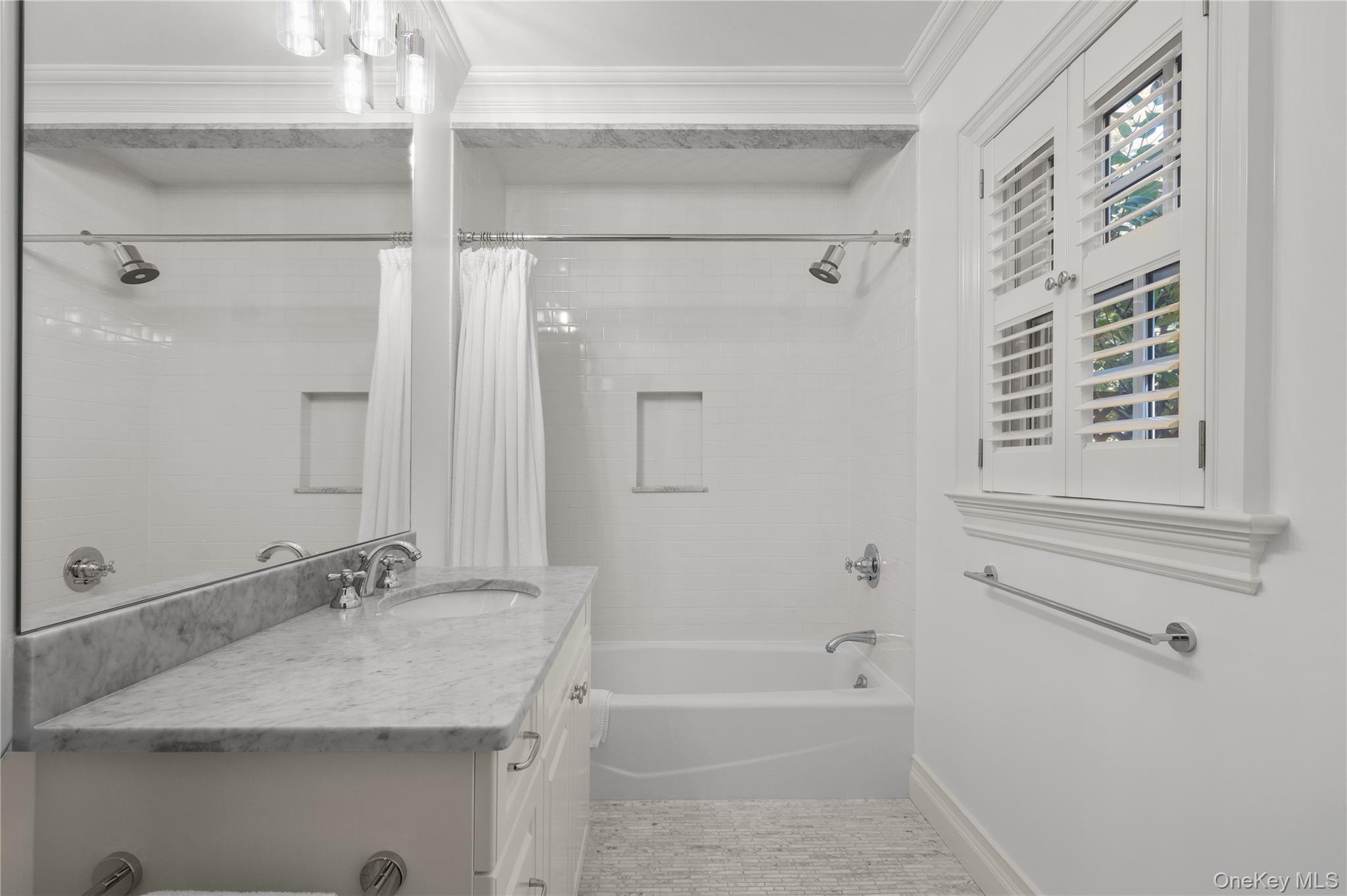 238 Pondfield Road Property Photo 13