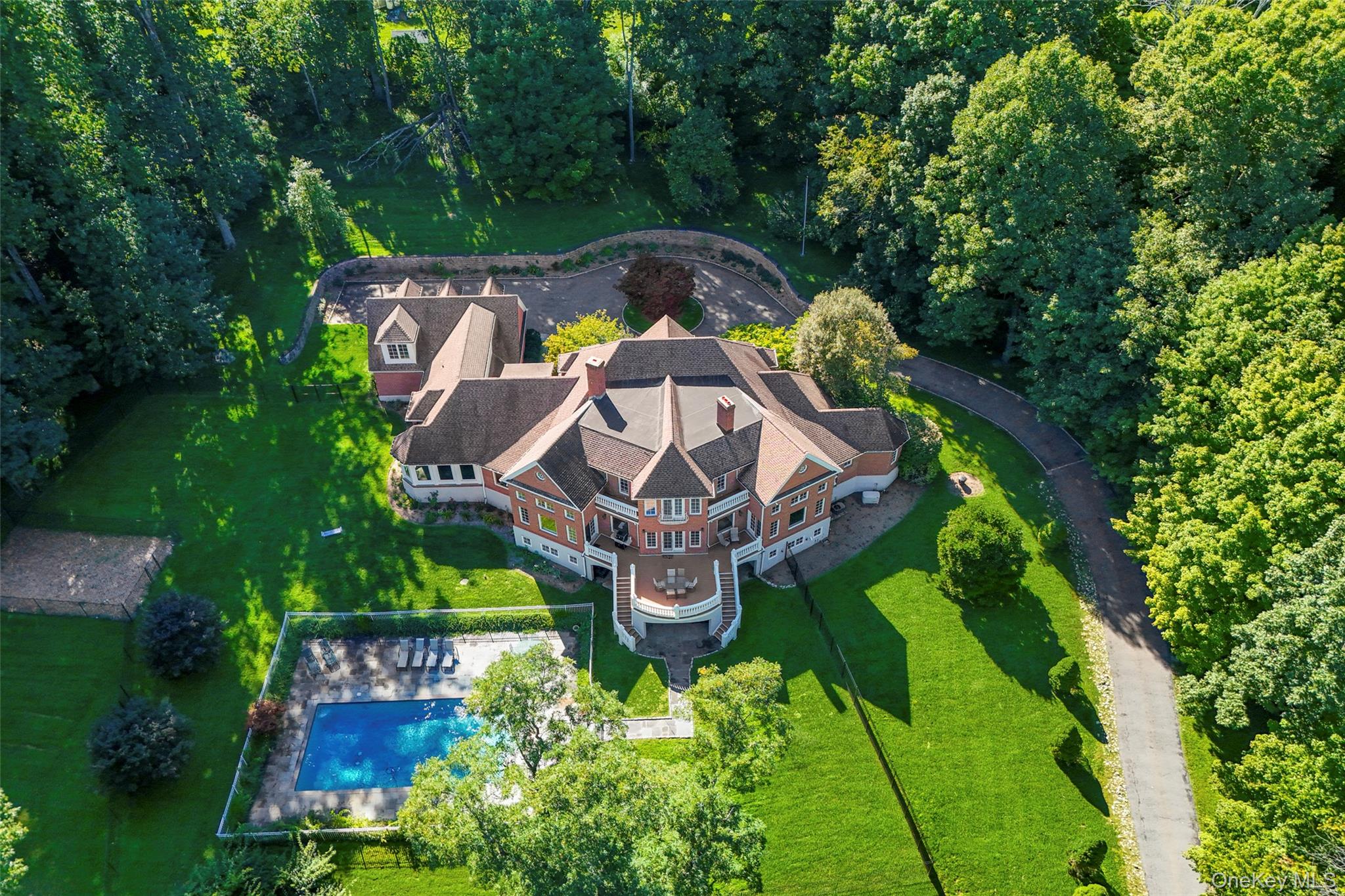 99 Tomahawk Street Property Photo 1