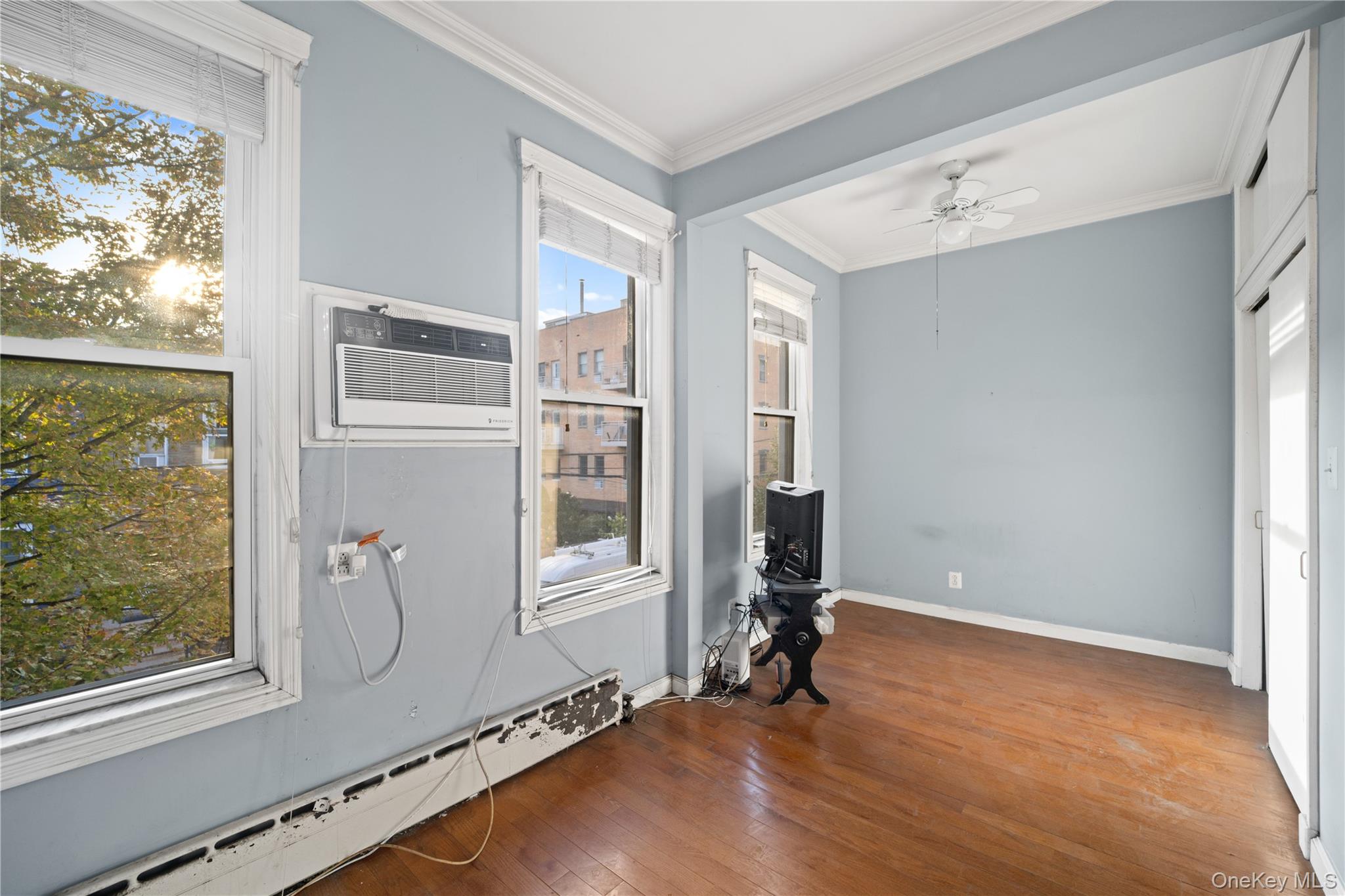 160 Diamond Street Property Photo 12