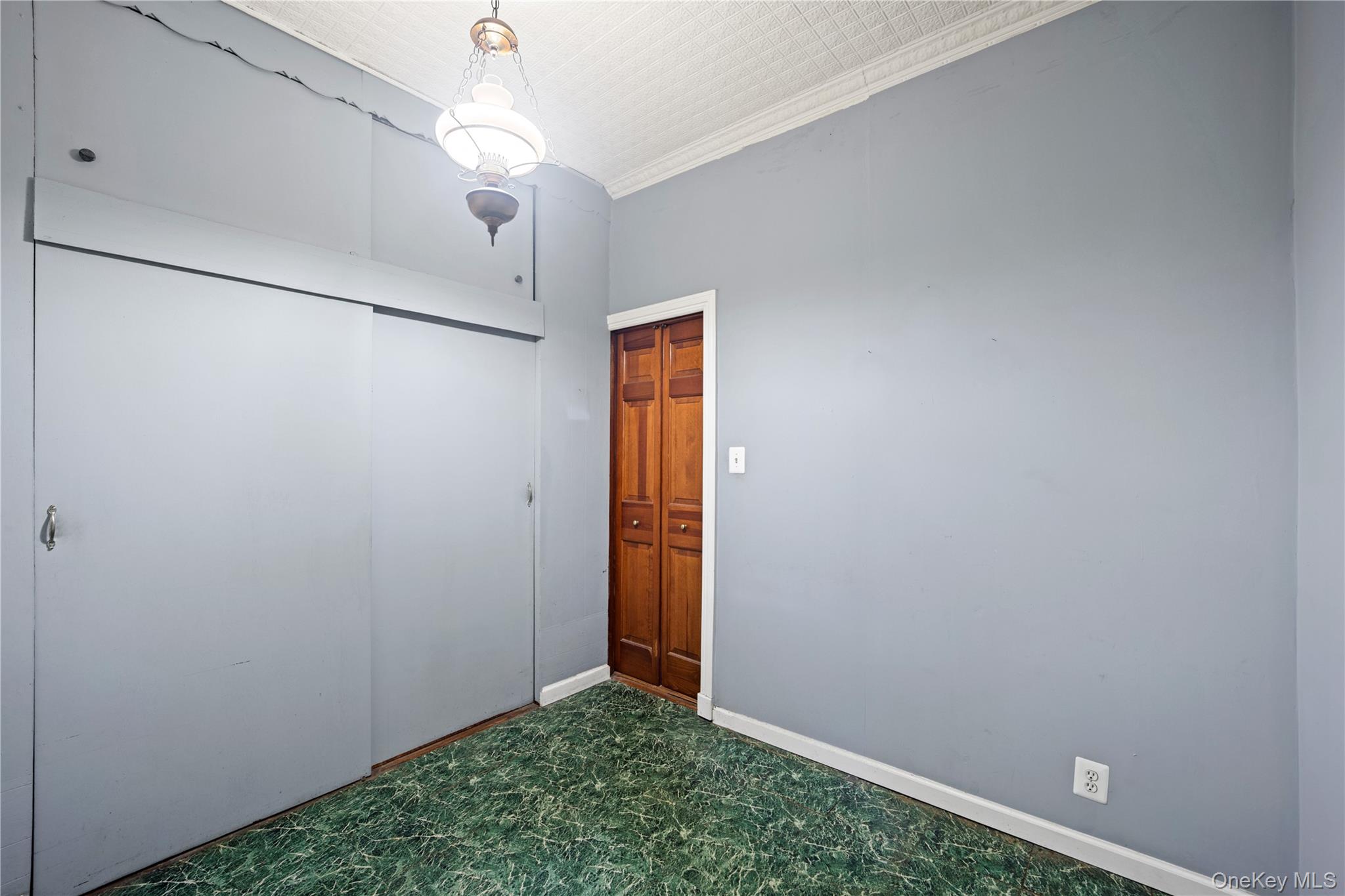 160 Diamond Street Property Photo 22