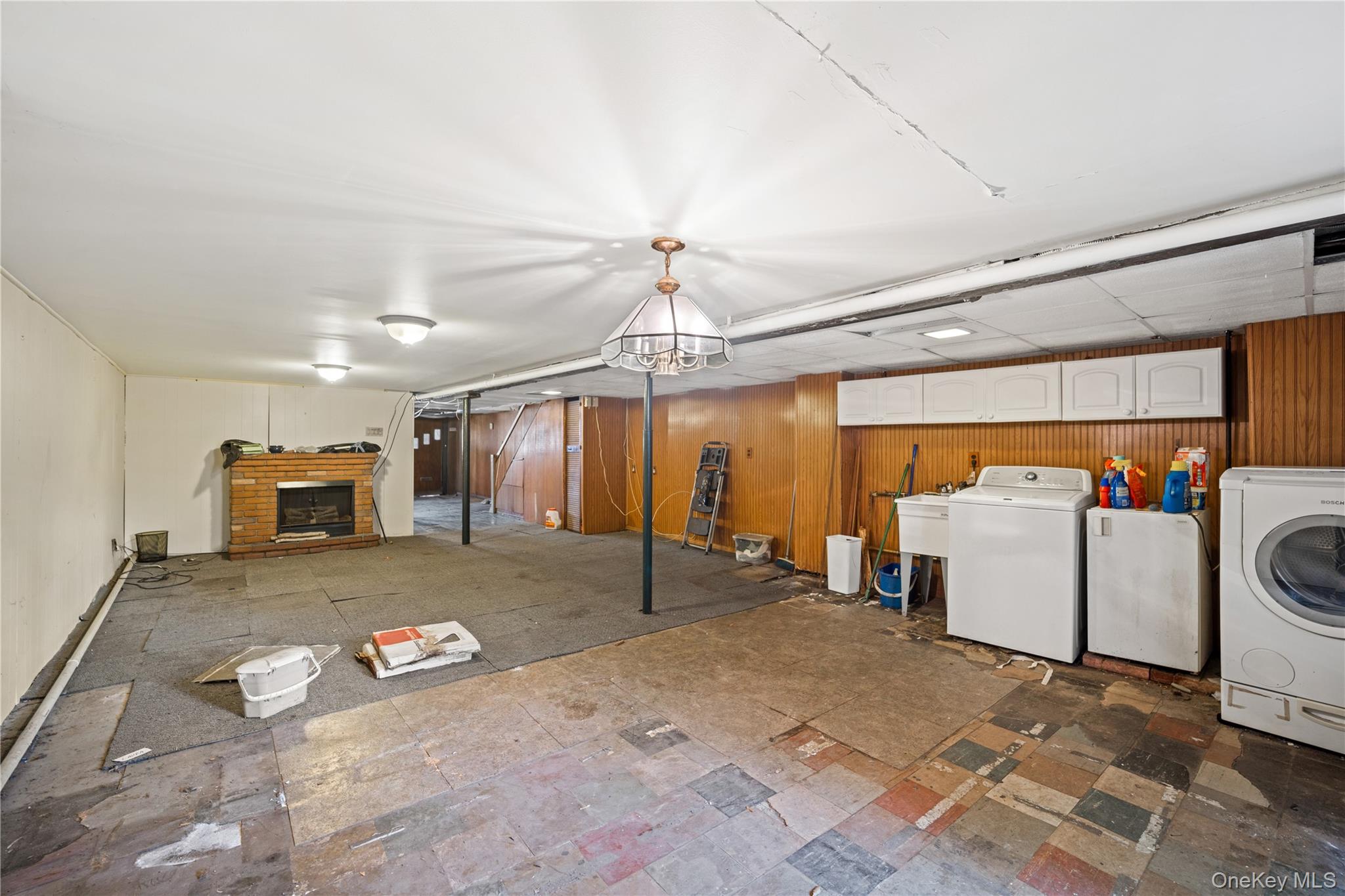 160 Diamond Street Property Photo 32