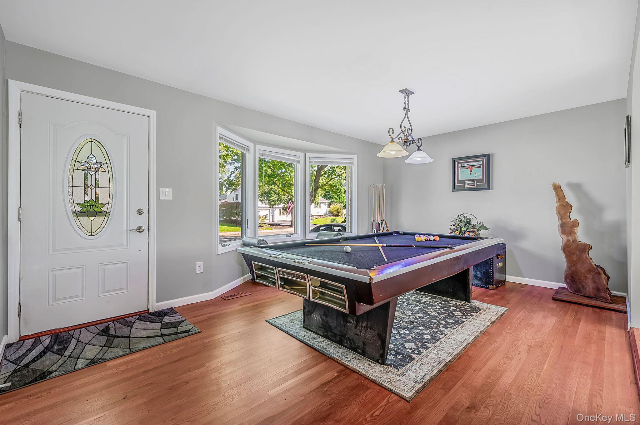 1400 Wave Avenue Property Photo 3