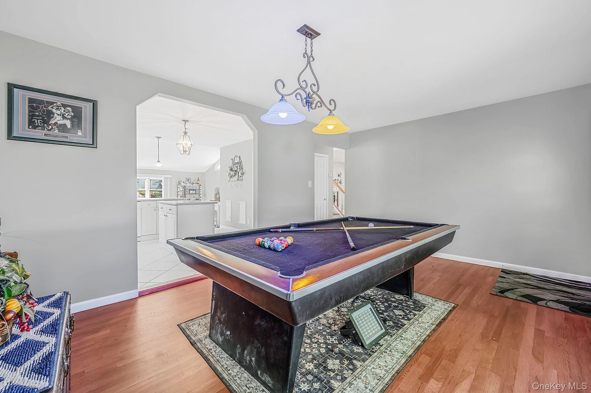 1400 Wave Avenue Property Photo 5