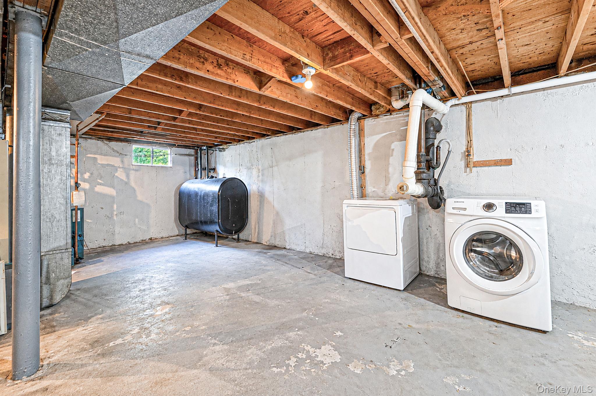 1400 Wave Avenue Property Photo 23
