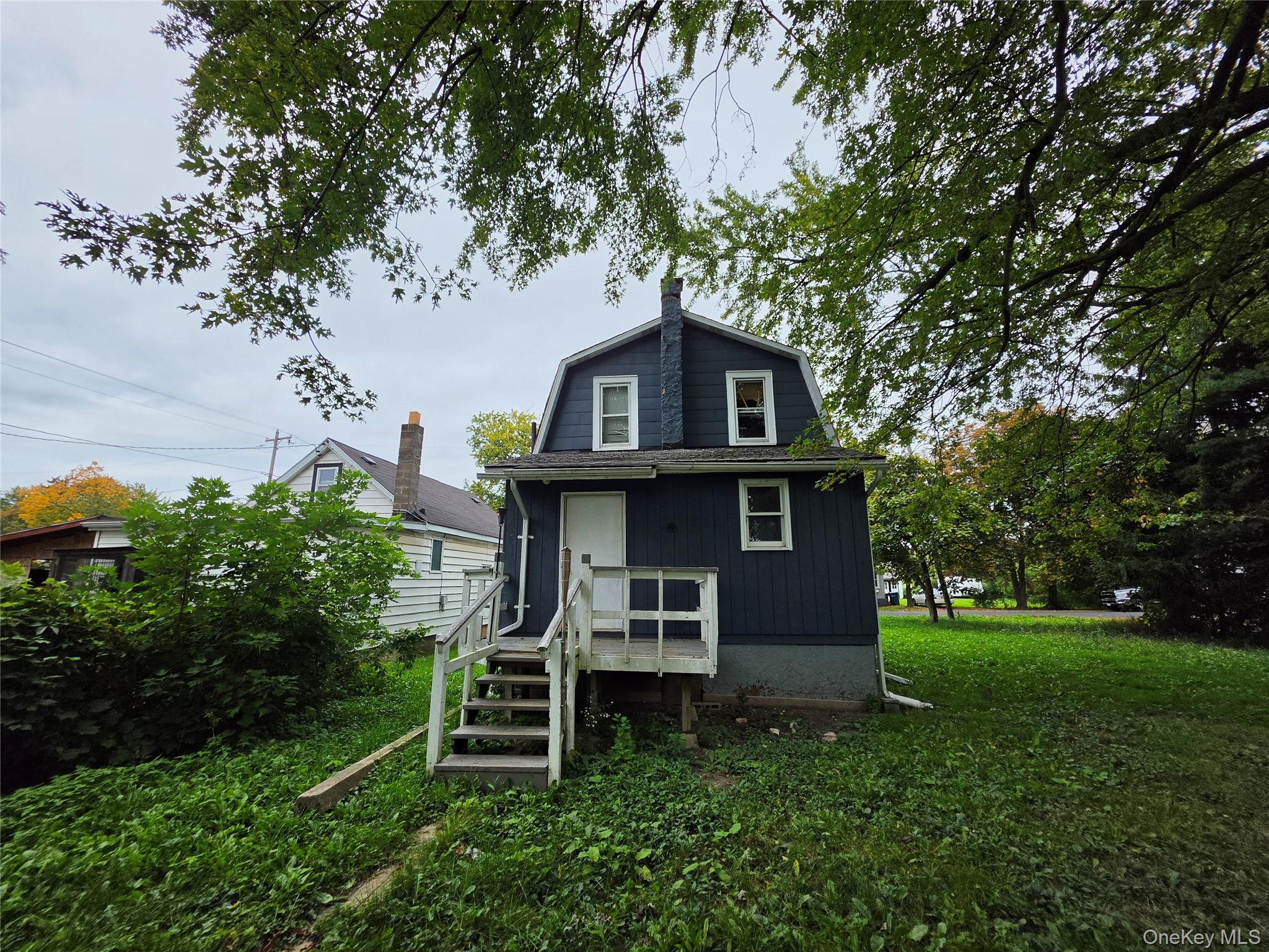 3015 Birch Avenue Property Photo 4