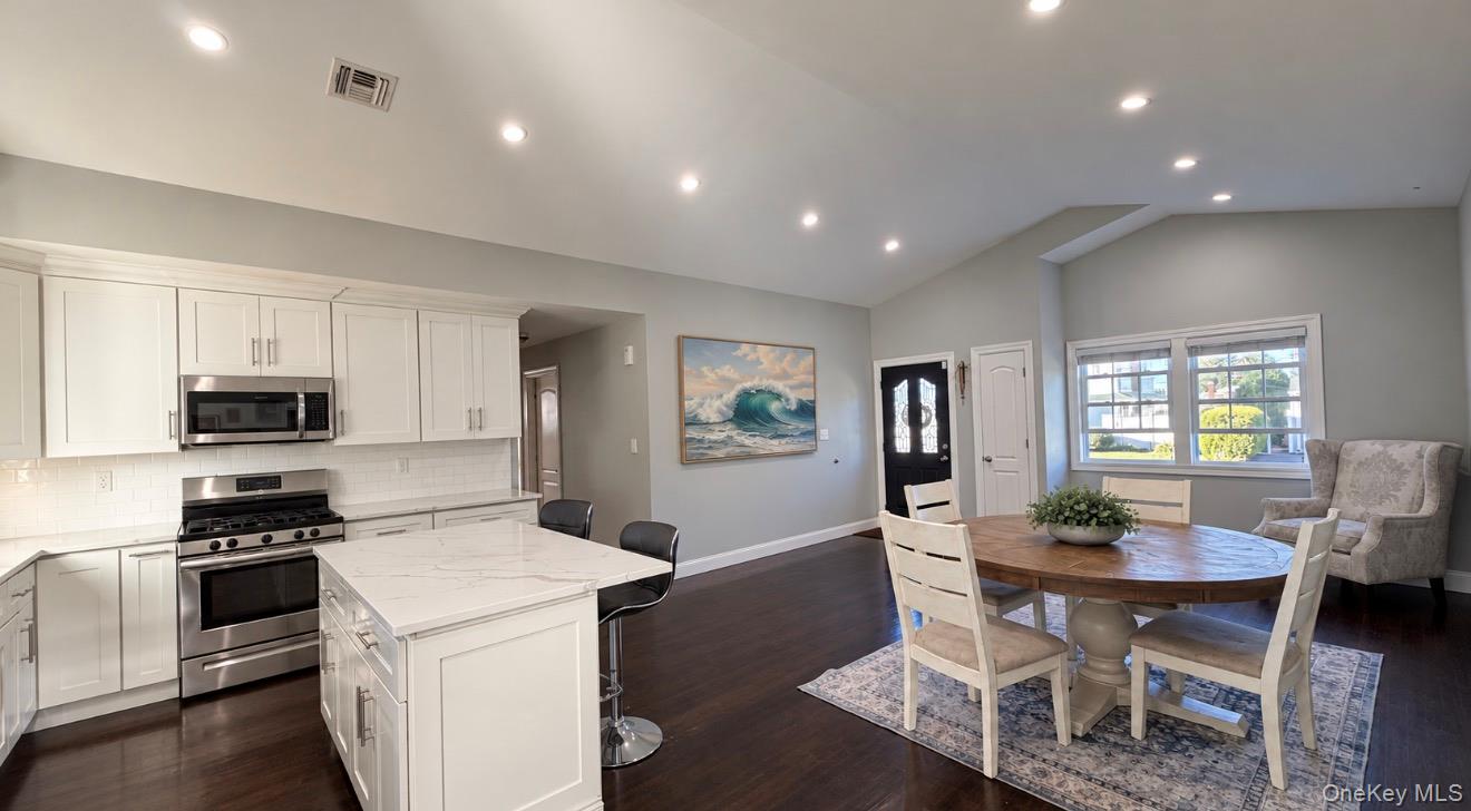 22 5th Avenue Property Photo 8