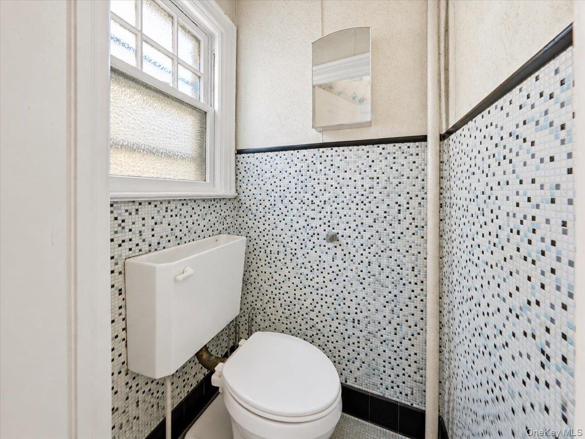 2727 Morgan Avenue Property Photo 10