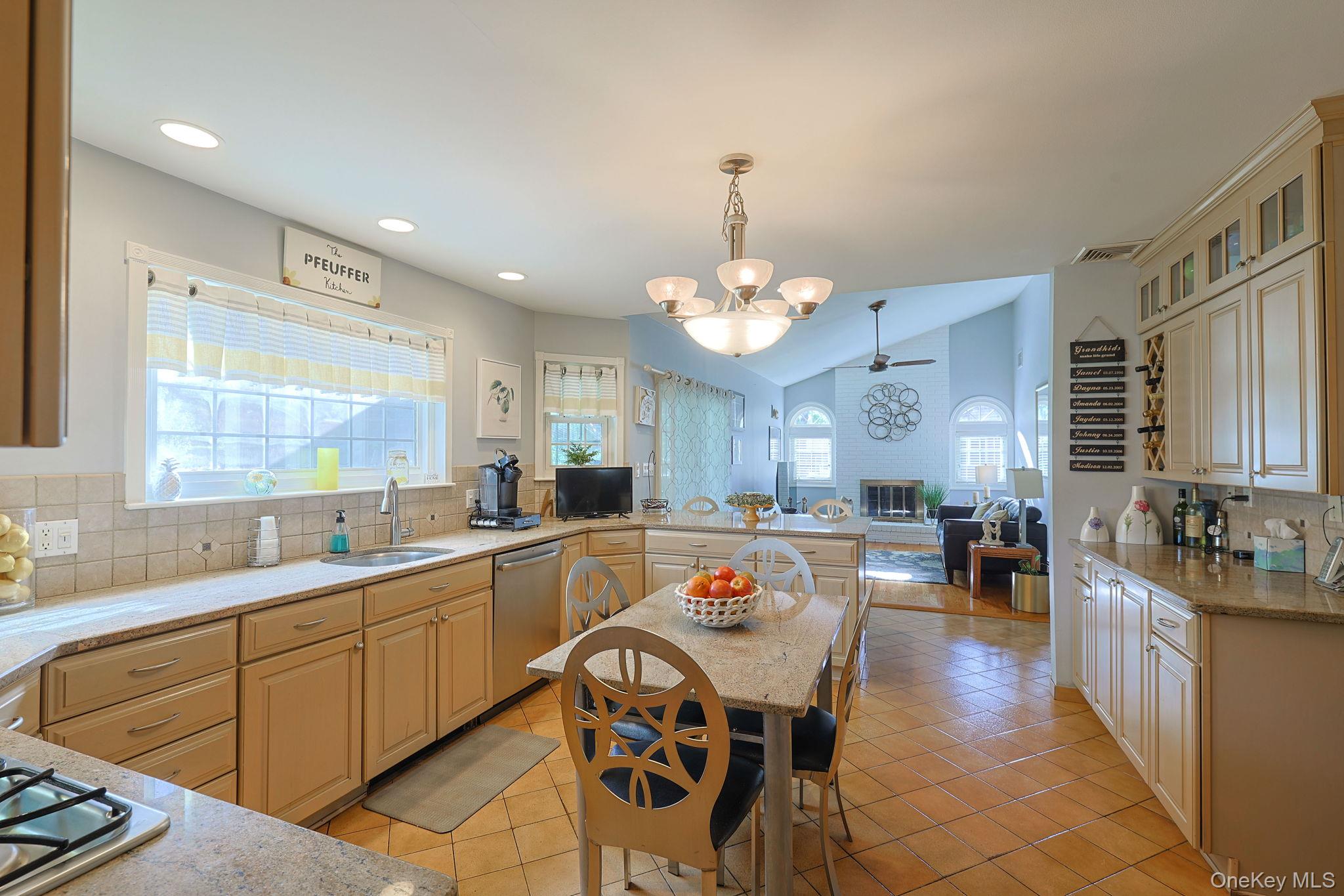 7 San Giacomo Drive Property Photo 12
