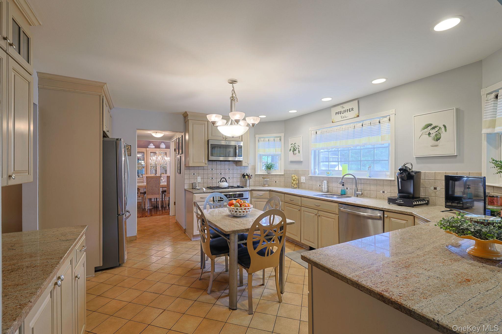 7 San Giacomo Drive Property Photo 15